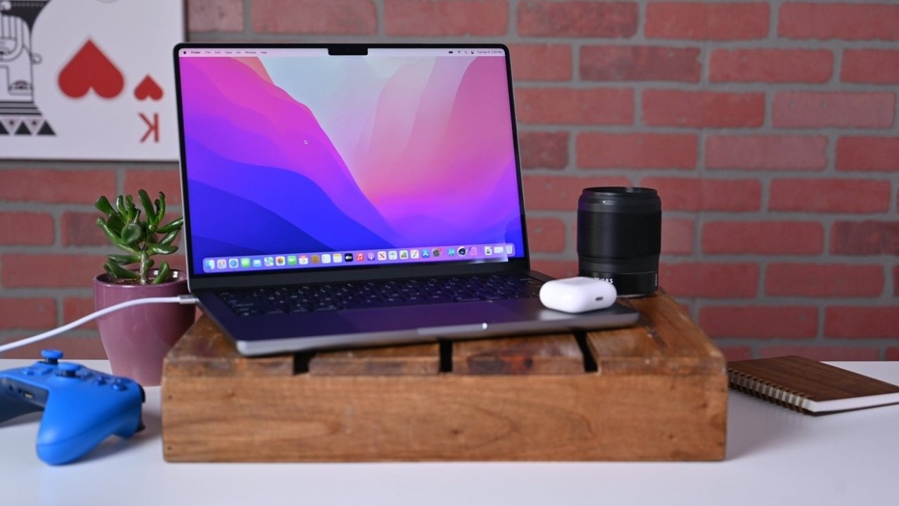 The fifth-generation of MacBook Pro changed a lot while keeping it familiar
