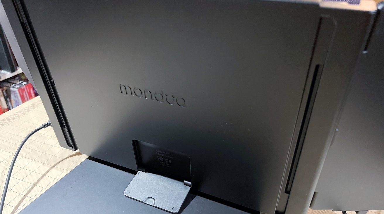 Around the back of the Monduo 16-inch Pro Duo Display is a tiny stand. 